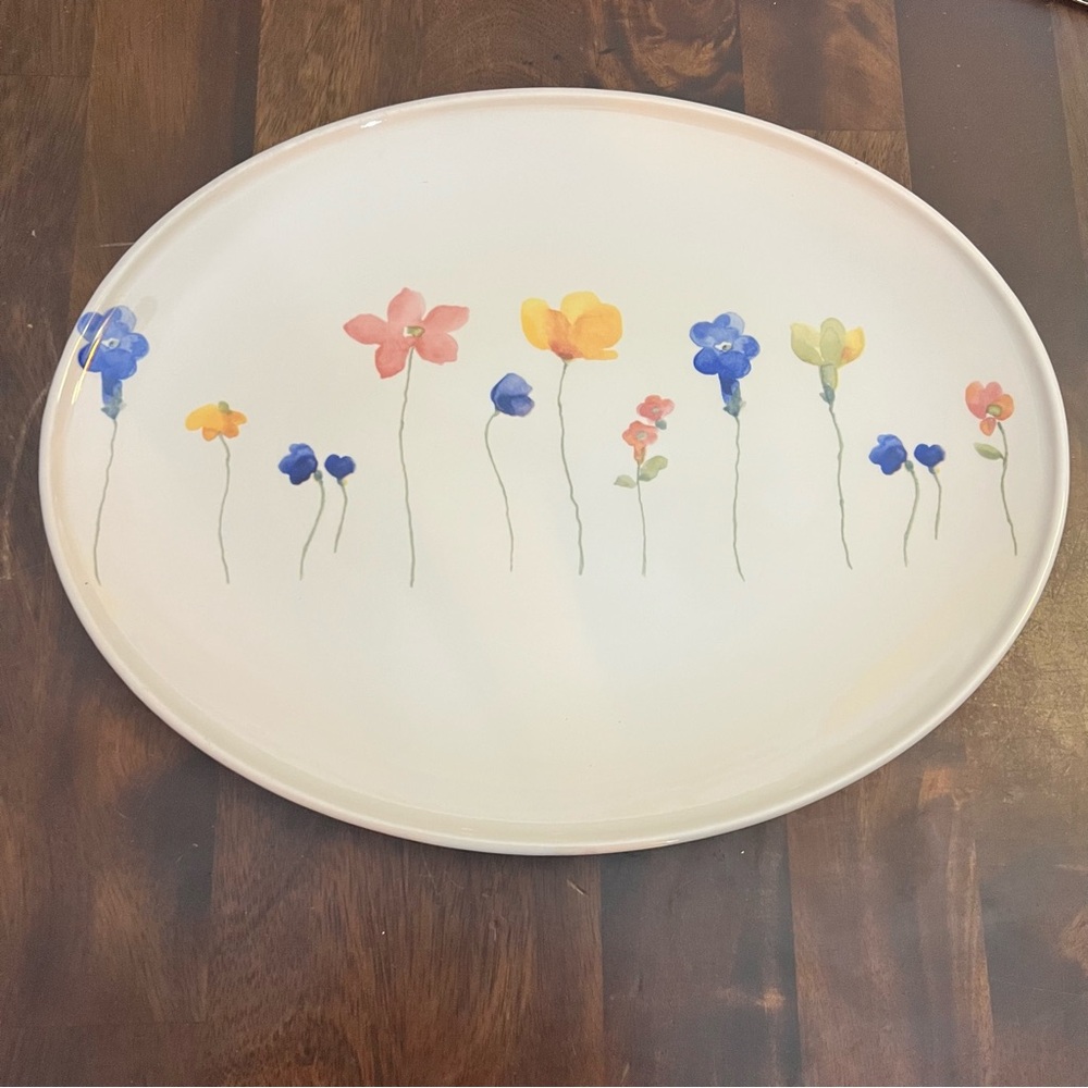 Royal Stafford Scattered Flowers 11x14” Oval Platter
